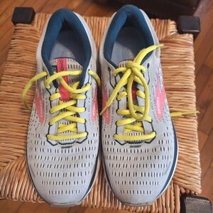 Brooks Ghost running shoes.  Size 8